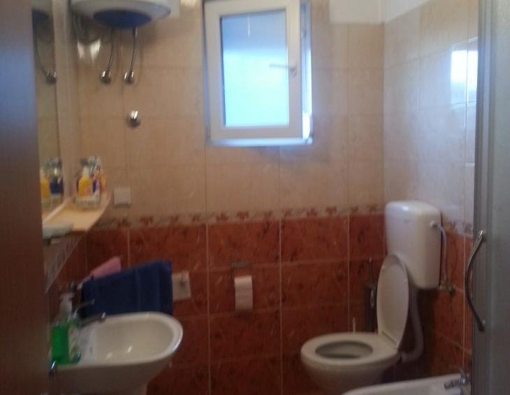 Toalet velikog apartmana